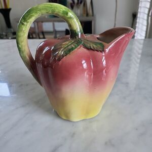 Fruit Pitcher 